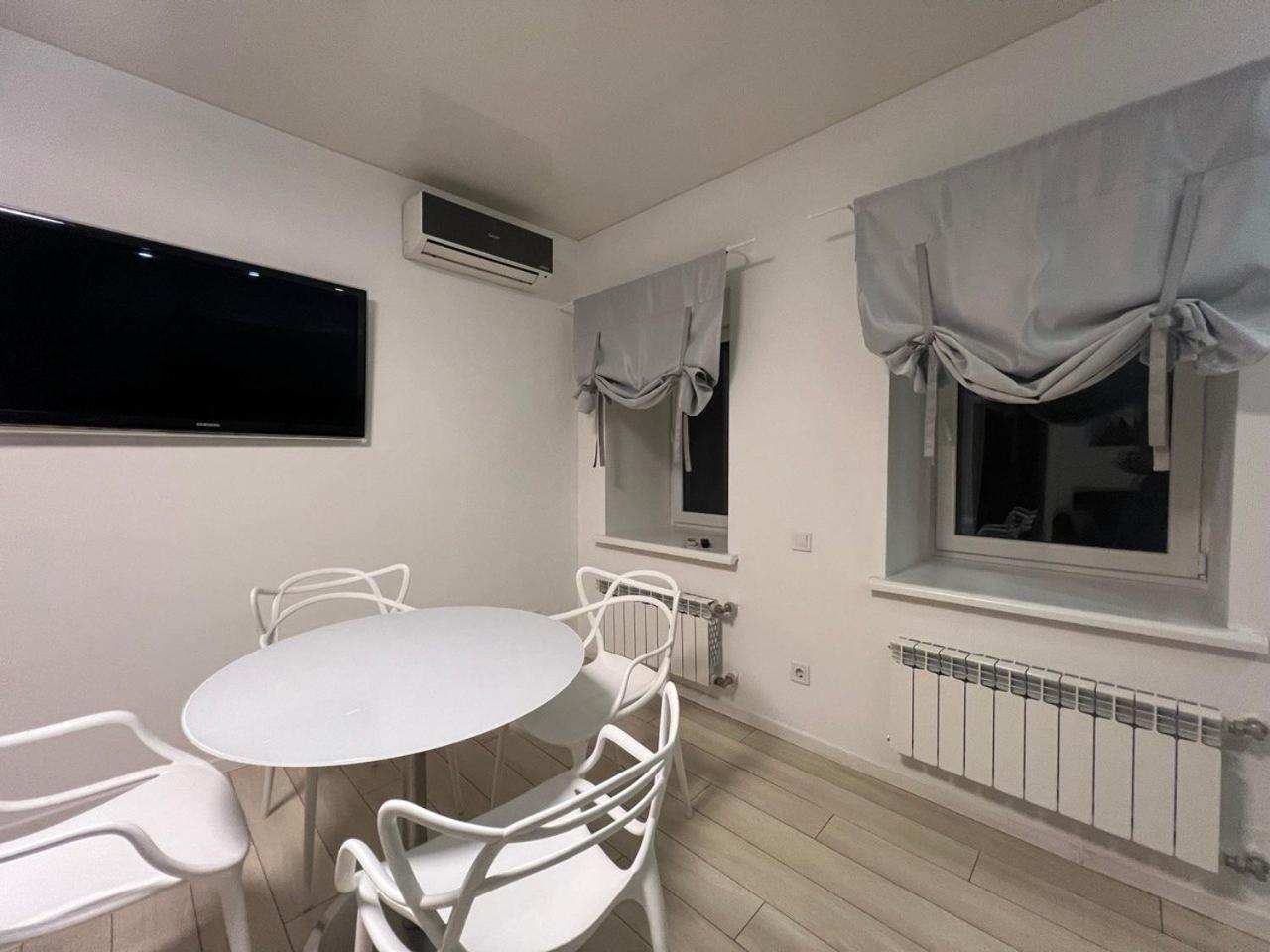 2-Room Luxury Apartment In The Center Kiev Buitenkant foto