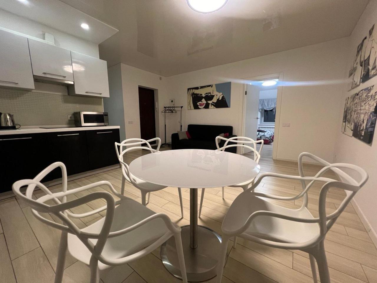 2-Room Luxury Apartment In The Center Kiev Buitenkant foto
